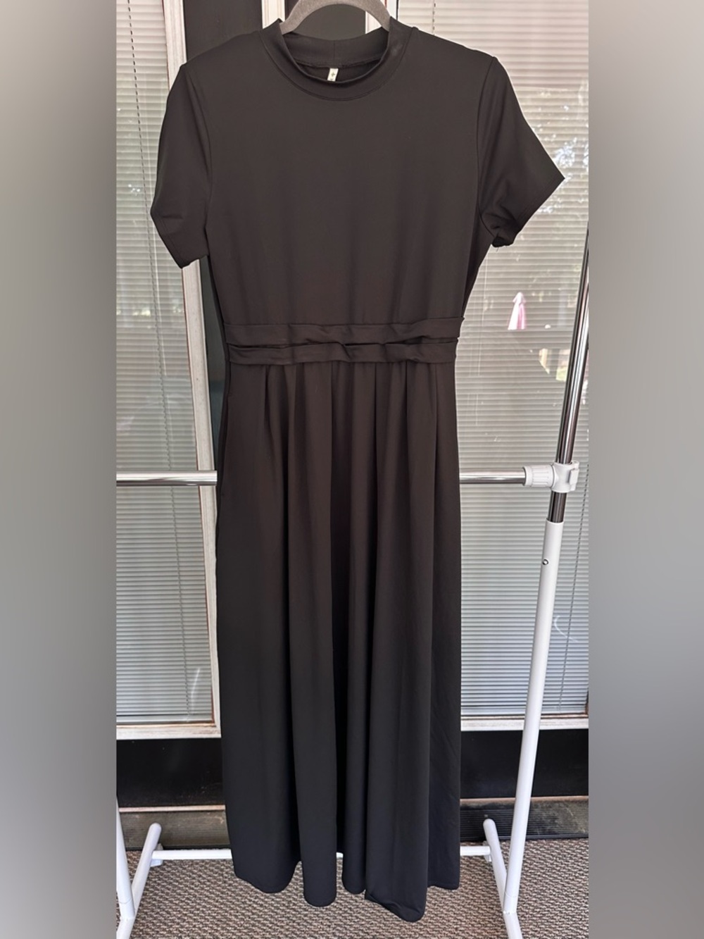 Size L Halara Classic Black Short-Sleeve Maxi Dress. Higher neck. Never worn!